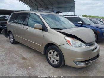  Salvage Toyota Sienna