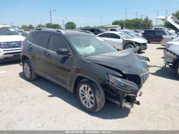  Salvage Jeep Cherokee