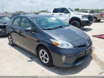  Salvage Toyota Prius