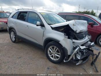  Salvage Kia Sorento