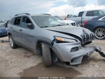  Salvage Jeep Cherokee