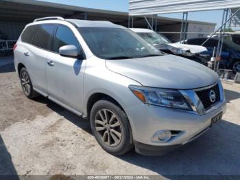  Salvage Nissan Pathfinder