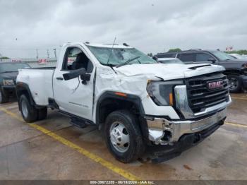  Salvage General Motors Sierra 3500HD