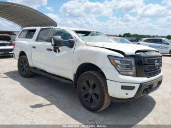  Salvage Nissan Titan