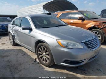  Salvage Chrysler 200