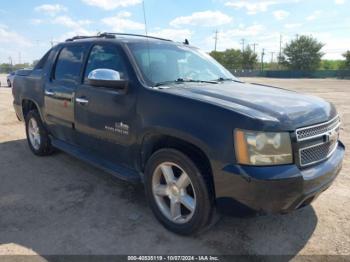  Salvage Chevrolet Avalanche 1500