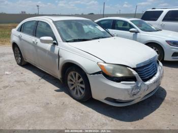  Salvage Chrysler 200