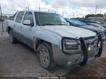  Salvage Chevrolet Avalanche