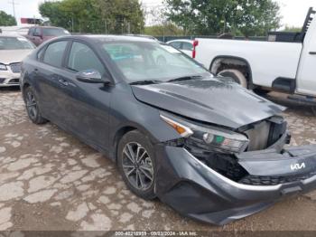  Salvage Kia Forte