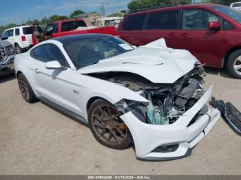  Salvage Ford Mustang