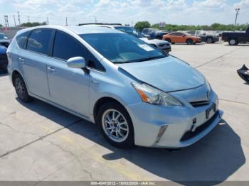  Salvage Toyota Prius v