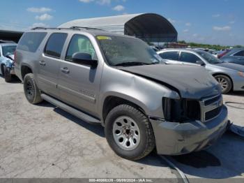  Salvage Chevrolet Suburban 1500