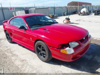  Salvage Ford Mustang