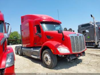  Salvage Peterbilt 579