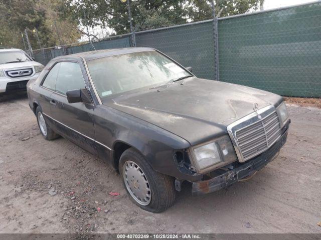  Salvage Mercedes-Benz 300