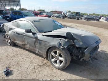  Salvage Ford Mustang