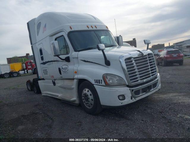  Salvage Freightliner Cascadia 125