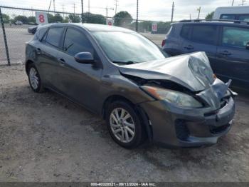  Salvage Mazda Mazda3