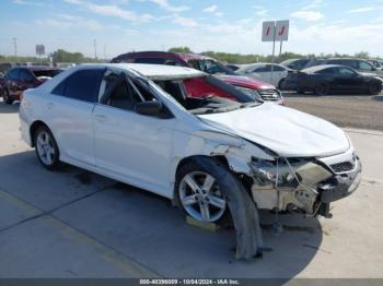  Salvage Toyota Camry