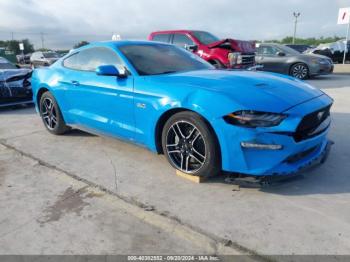  Salvage Ford Mustang