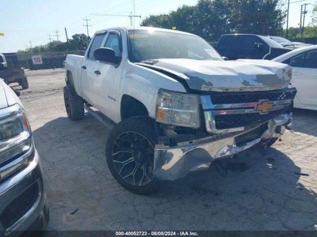  Salvage Chevrolet Silverado 2500