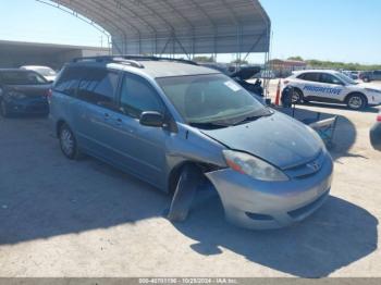  Salvage Toyota Sienna