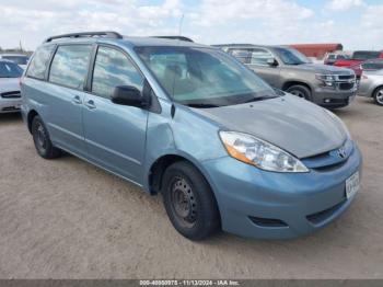  Salvage Toyota Sienna