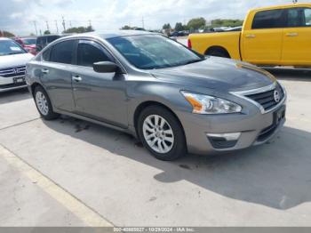  Salvage Nissan Altima