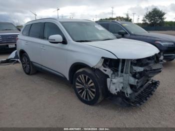  Salvage Mitsubishi Outlander