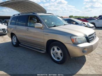  Salvage Toyota Highlander