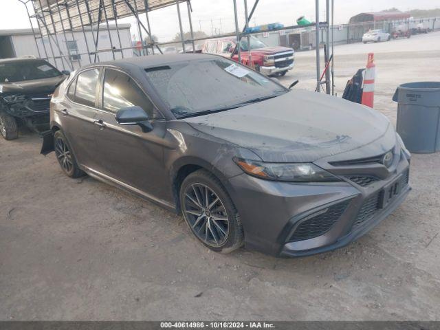  Salvage Toyota Camry