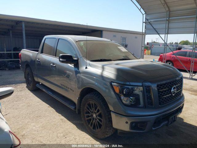  Salvage Nissan Titan