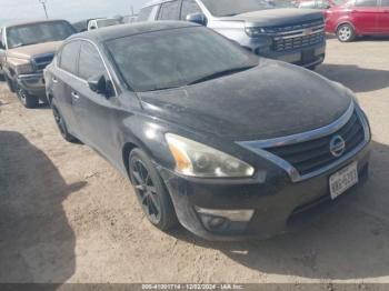  Salvage Nissan Altima