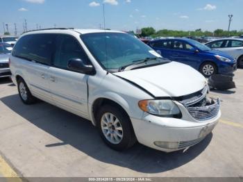  Salvage Chrysler Town & Country