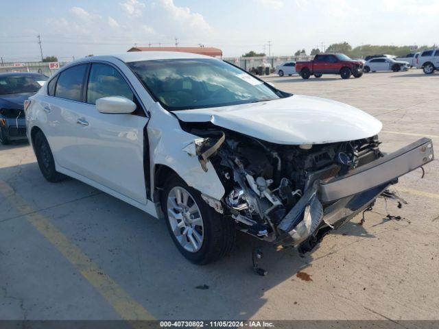  Salvage Nissan Altima