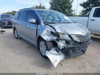  Salvage Toyota Sienna