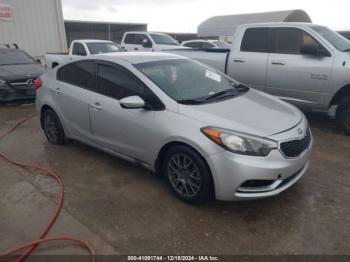  Salvage Kia Forte