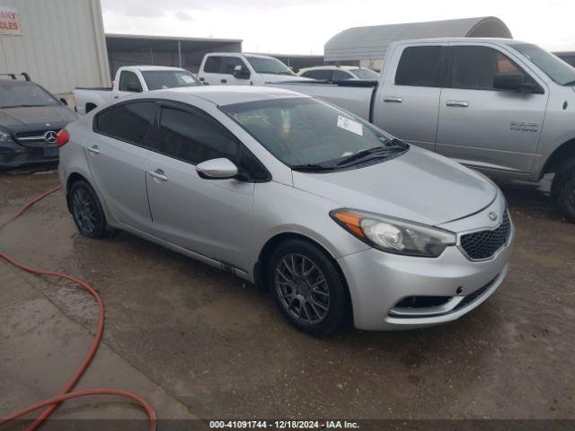  Salvage Kia Forte