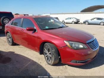  Salvage Chrysler 200