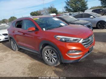  Salvage Hyundai TUCSON