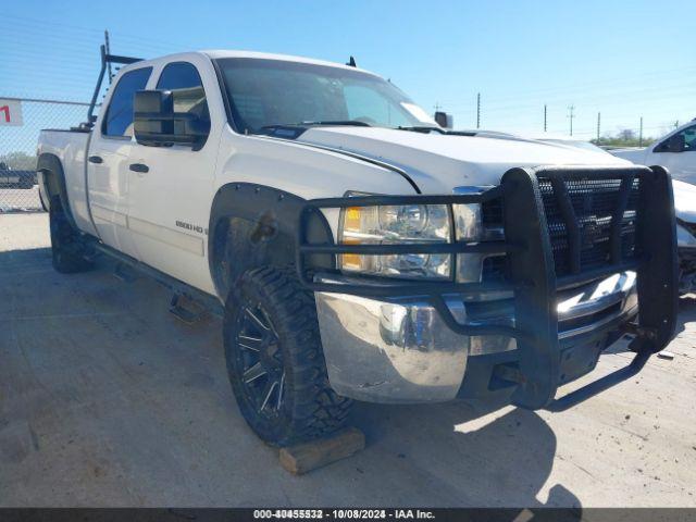  Salvage Chevrolet Silverado 2500