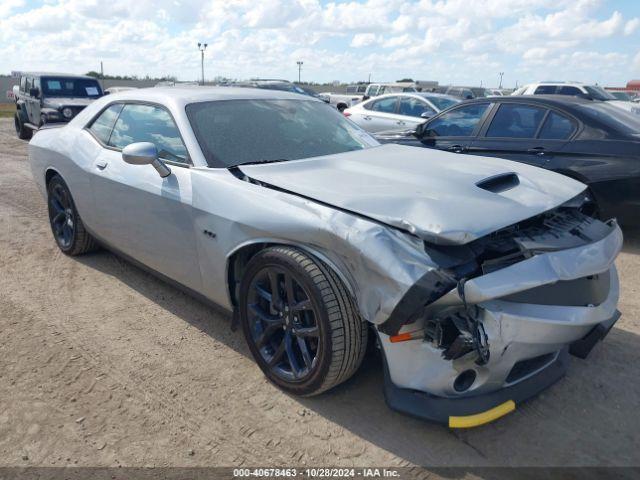  Salvage Dodge Challenger