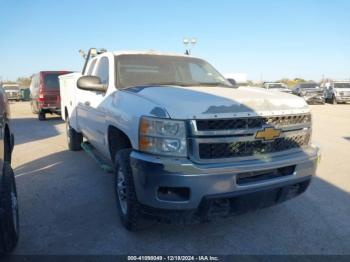  Salvage Chevrolet Silverado 2500