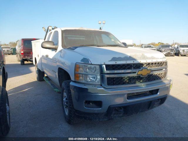  Salvage Chevrolet Silverado 2500