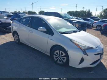  Salvage Toyota Prius