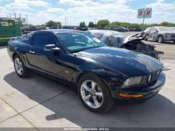  Salvage Ford Mustang