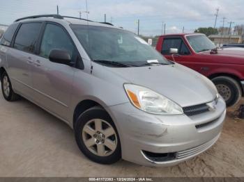  Salvage Toyota Sienna