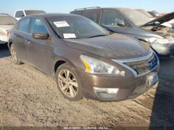  Salvage Nissan Altima