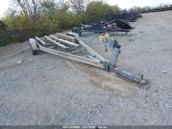  Salvage Mcclain Trailers Boat Trailer