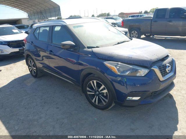  Salvage Nissan Kicks